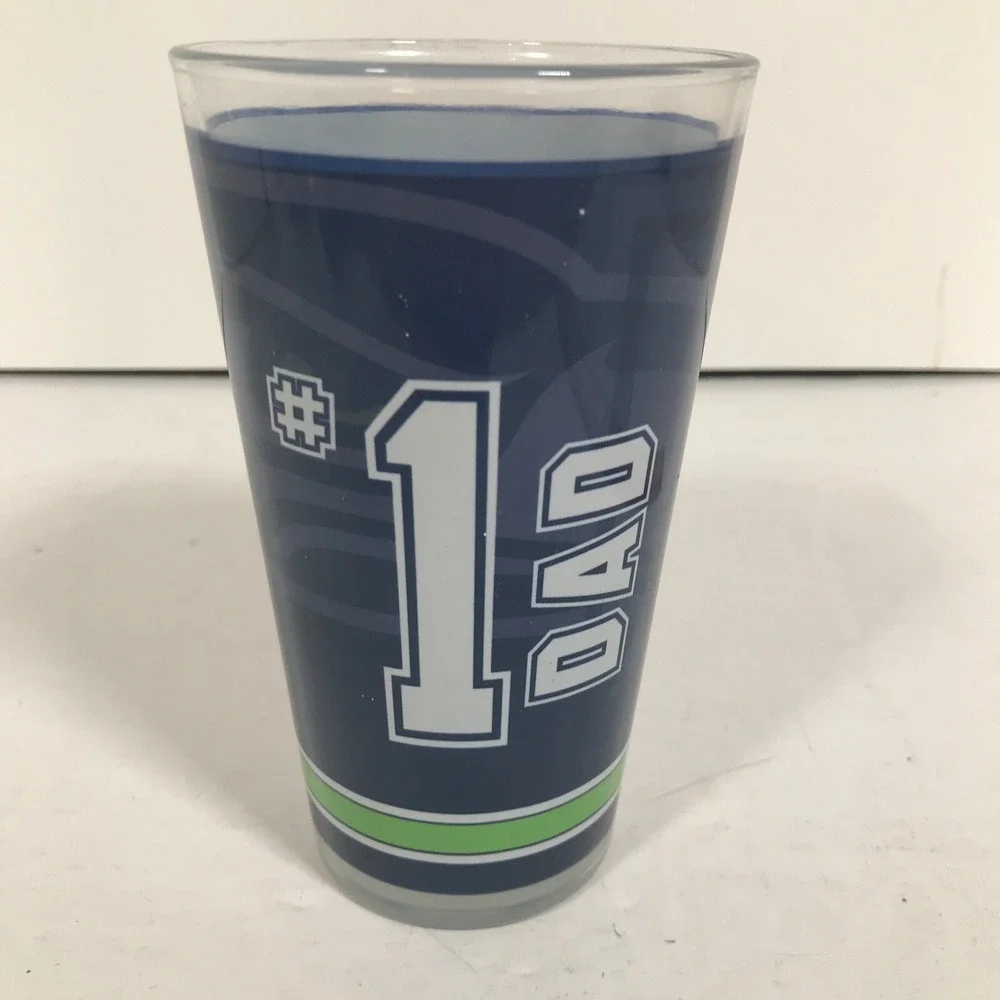 Seattle Seahawks Bird Logo #1 Dad 16‎ Ounce 5.75 inch Blue And Green Beer Glass